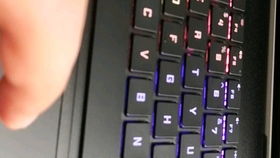 部九窝灯厂居然造了一款先锋性的 灯泡