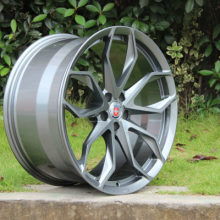 丹阳市中裕轮毂厂 专业生产轮毂与交通灯具，品质卓越